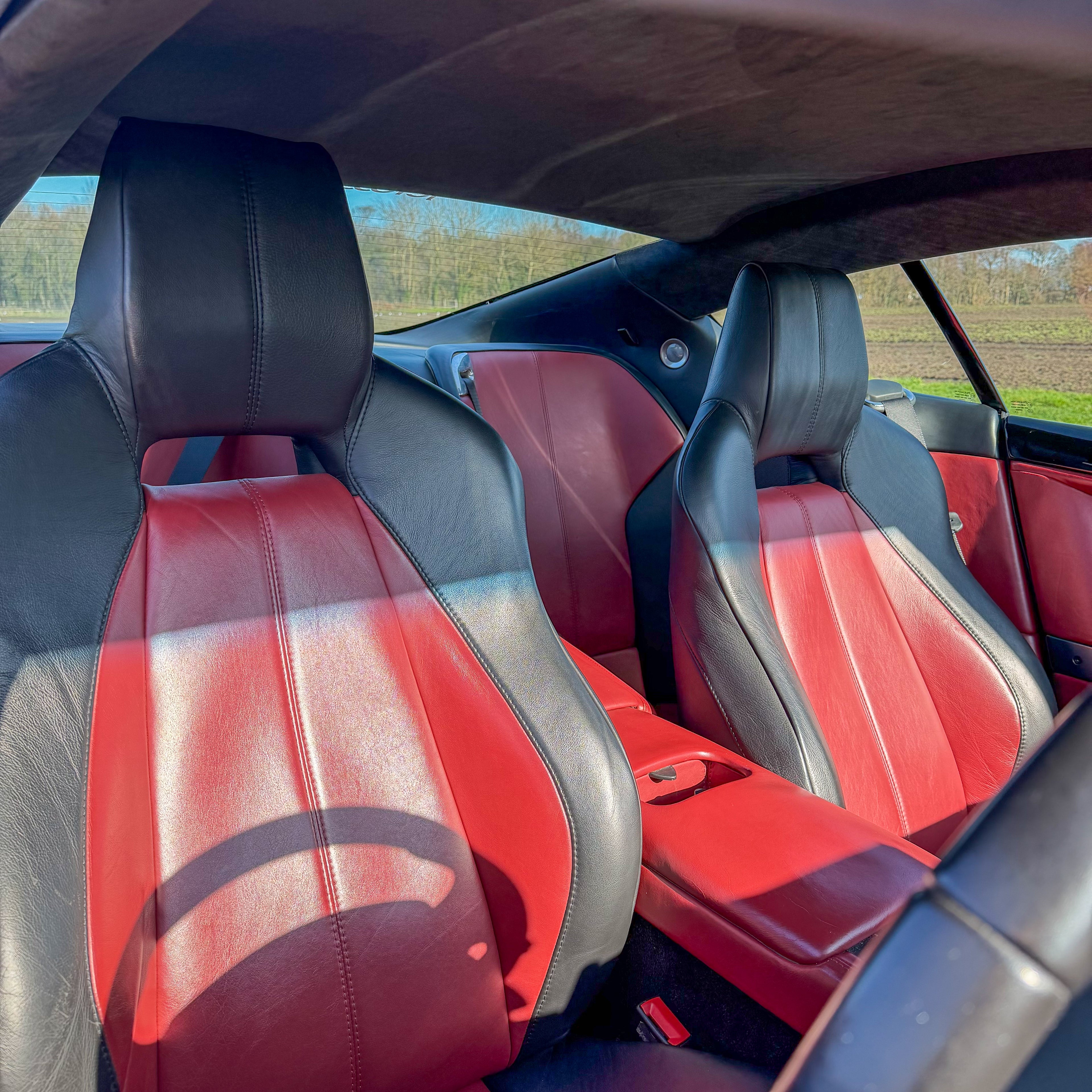 Aston Martin DB9 6.0 V12 Sport Pack - 2006
