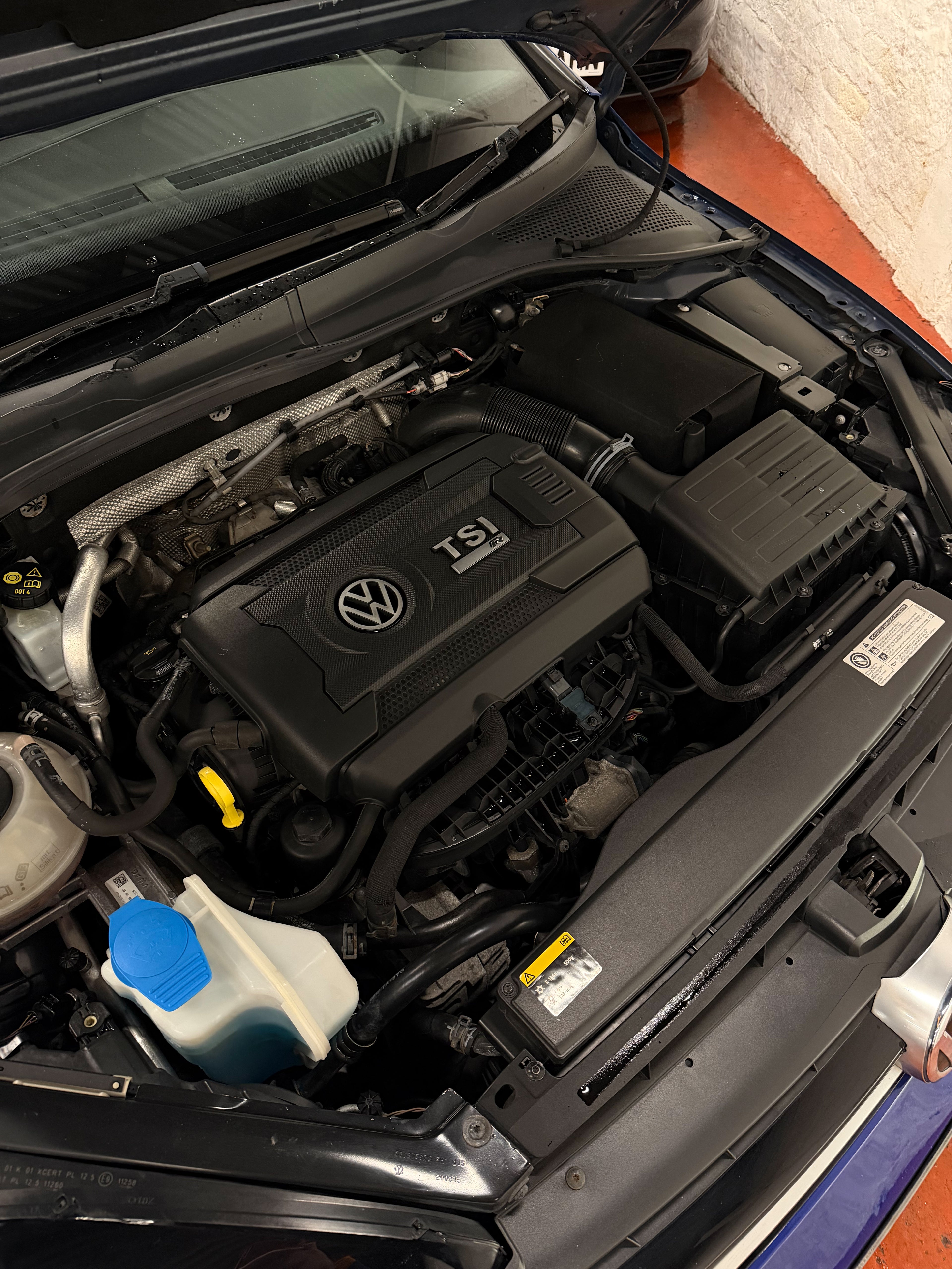 Volkswagen Golf R Manual – 2015