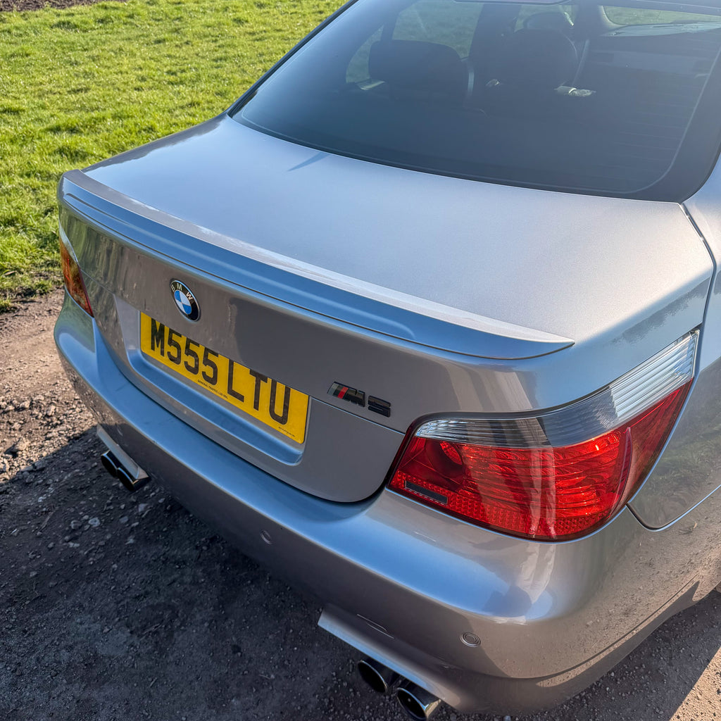 BMW E60 M5 V10 - 2005