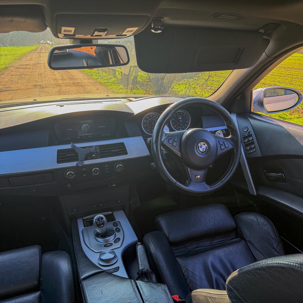 BMW E60 M5 V10 - 2005