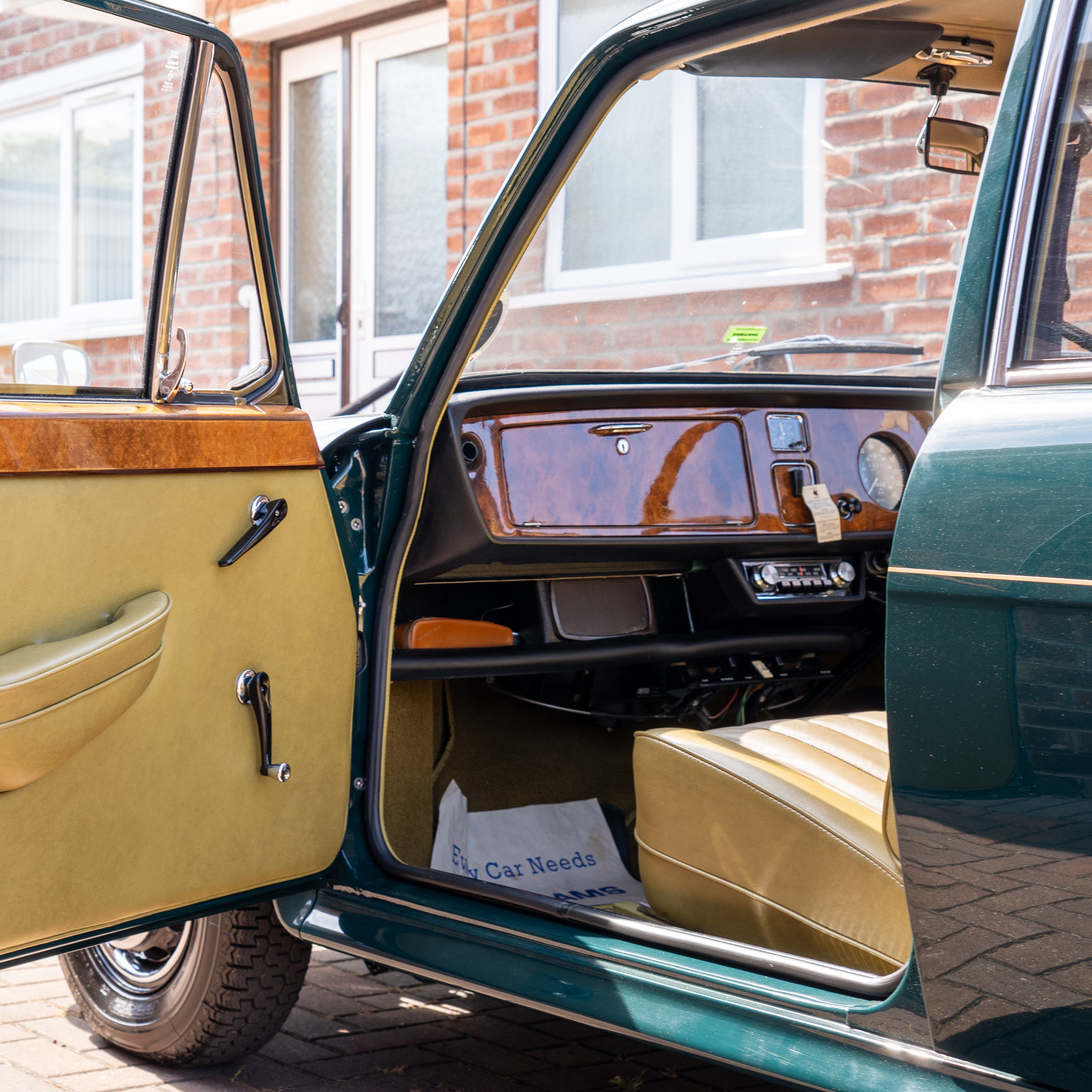 VANDEN PLAS PRINCESS 1300 -1972