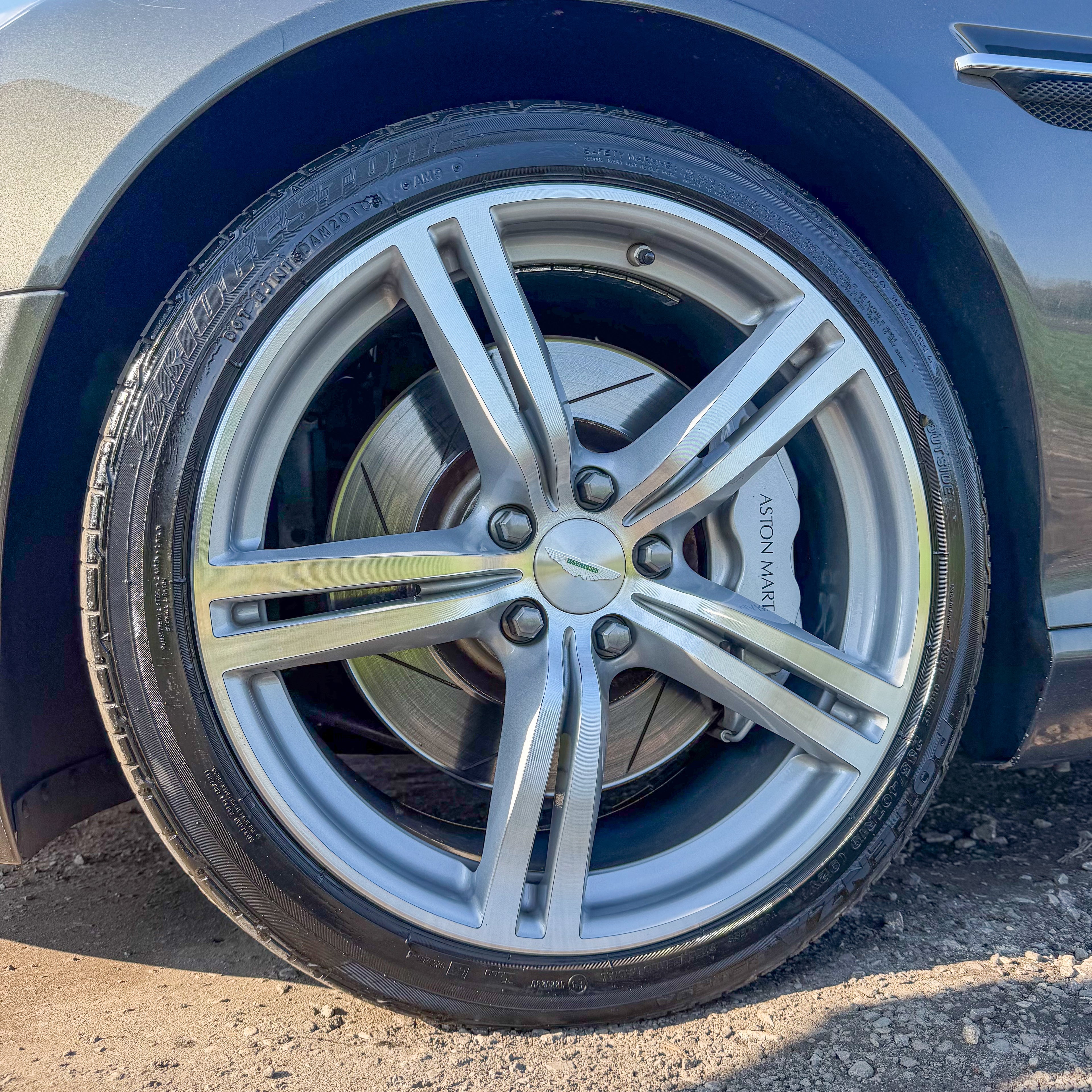 Aston Martin DB9 6.0 V12 Sport Pack - 2006