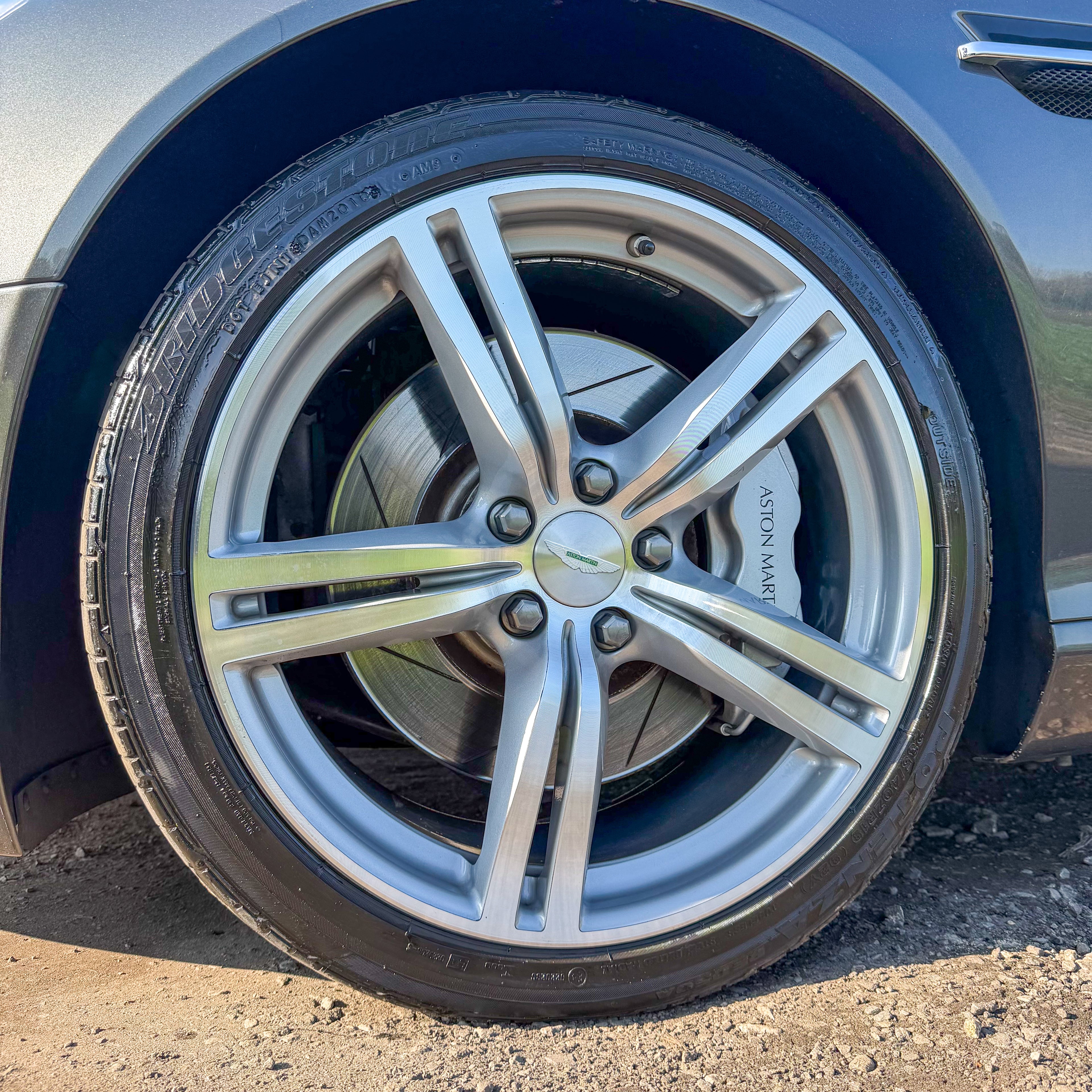 Aston Martin DB9 6.0 V12 Sport Pack - 2006