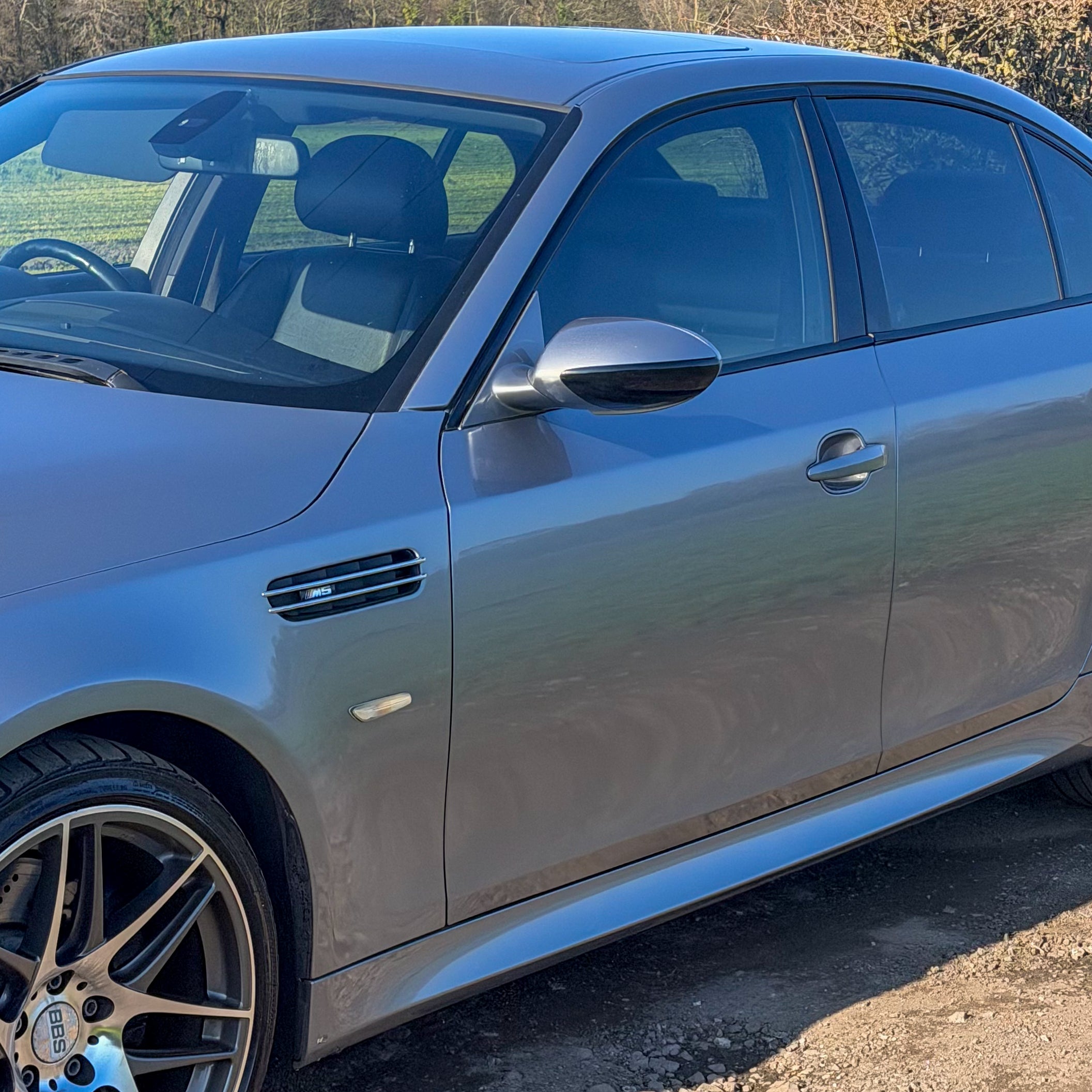BMW E60 M5 V10 - 2005