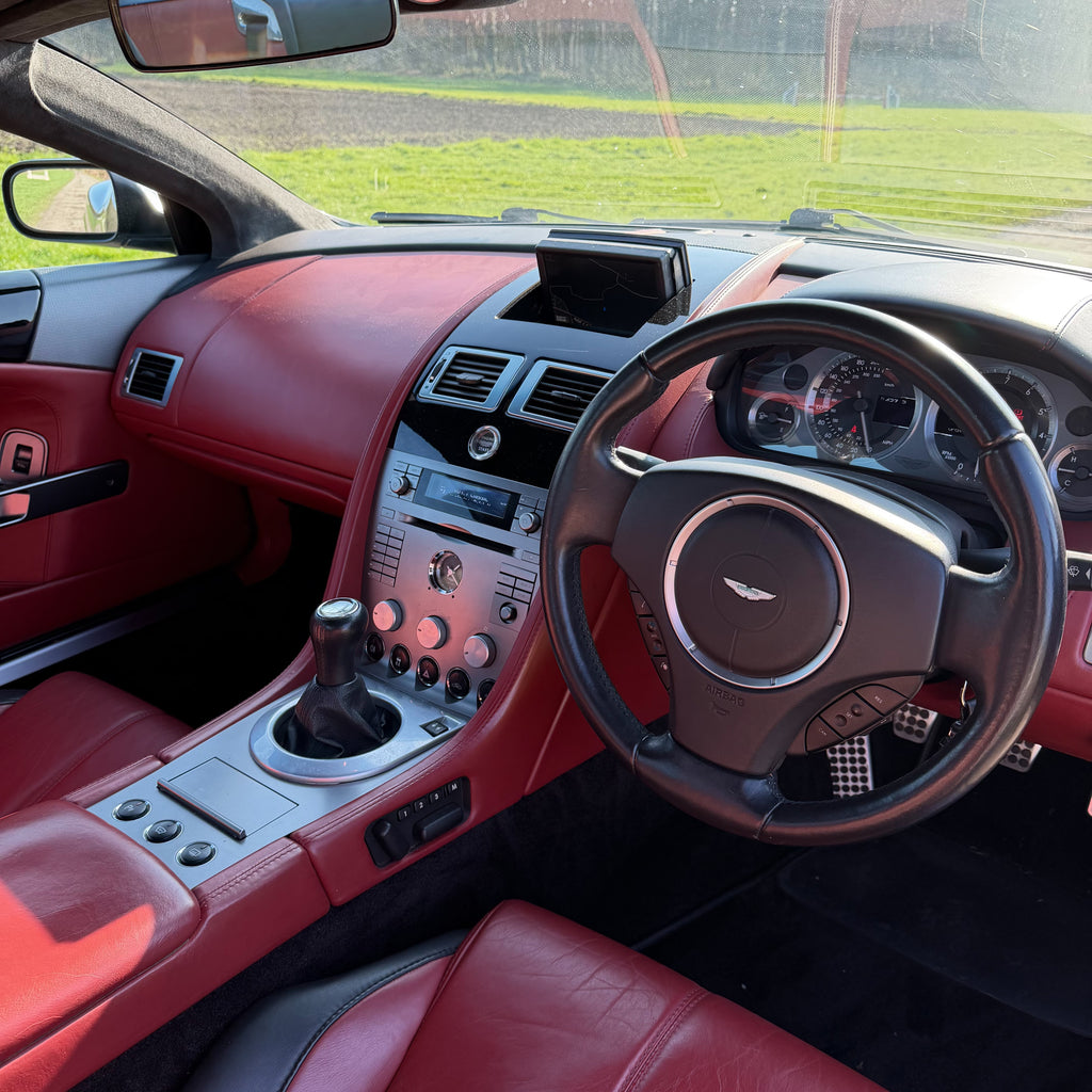 Aston Martin DB9 6.0 V12 Sport Pack - 2006