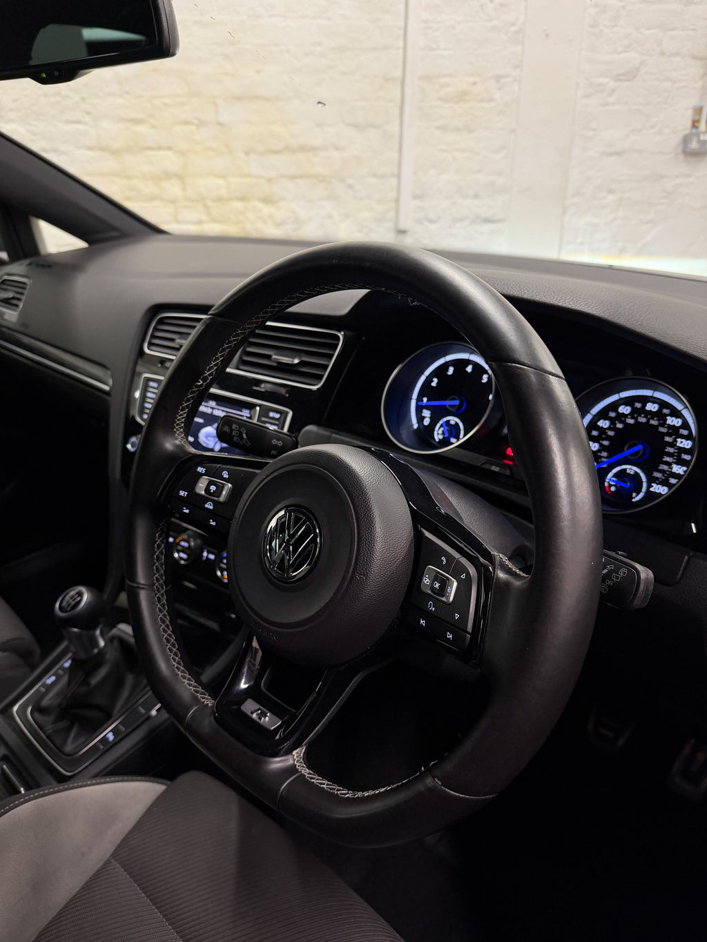 Volkswagen Golf R Manual – 2015