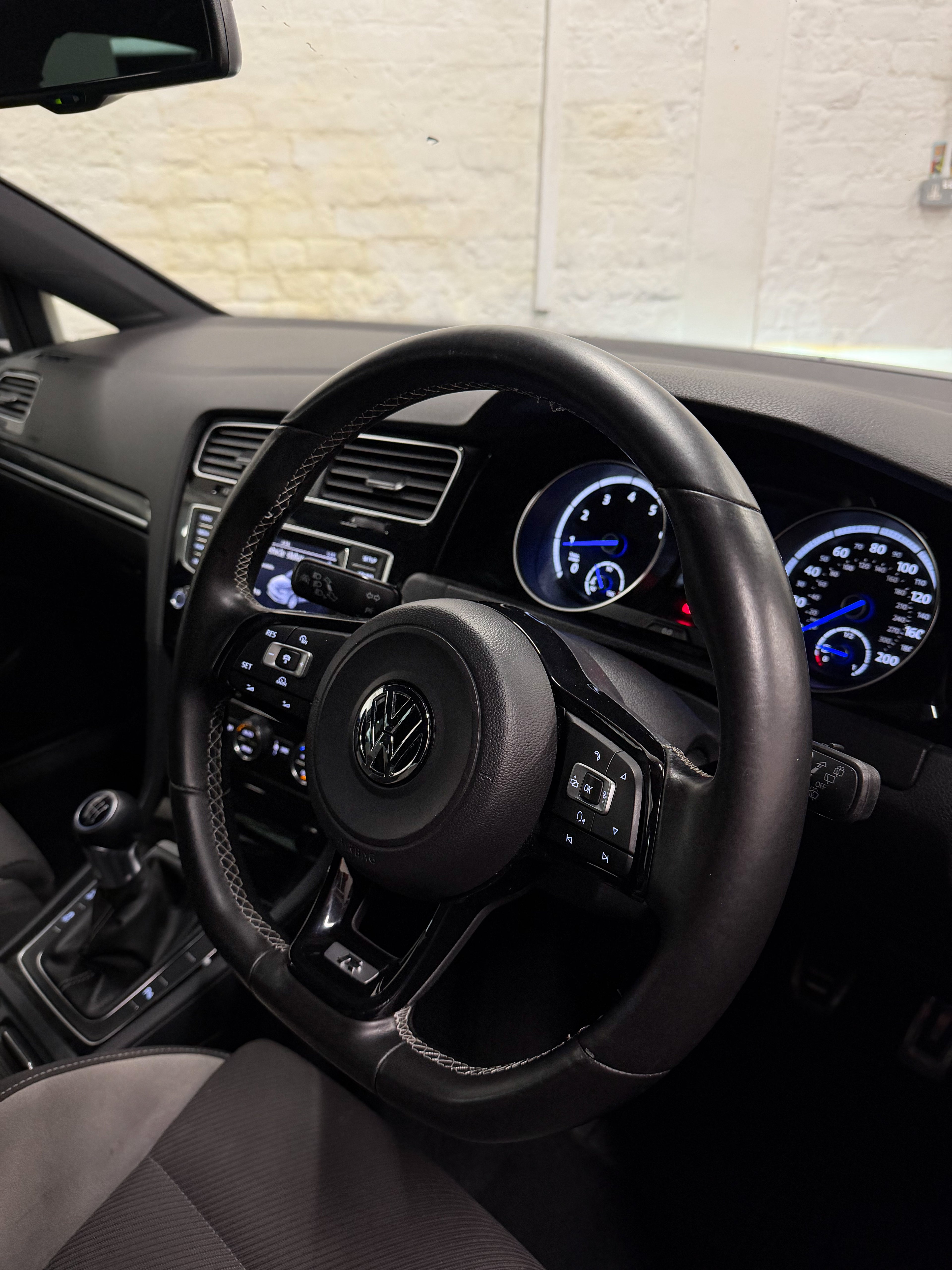 Volkswagen Golf R Manual – 2015