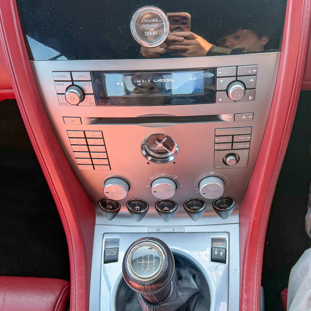 Aston Martin DB9 6.0 V12 Sport Pack - 2006